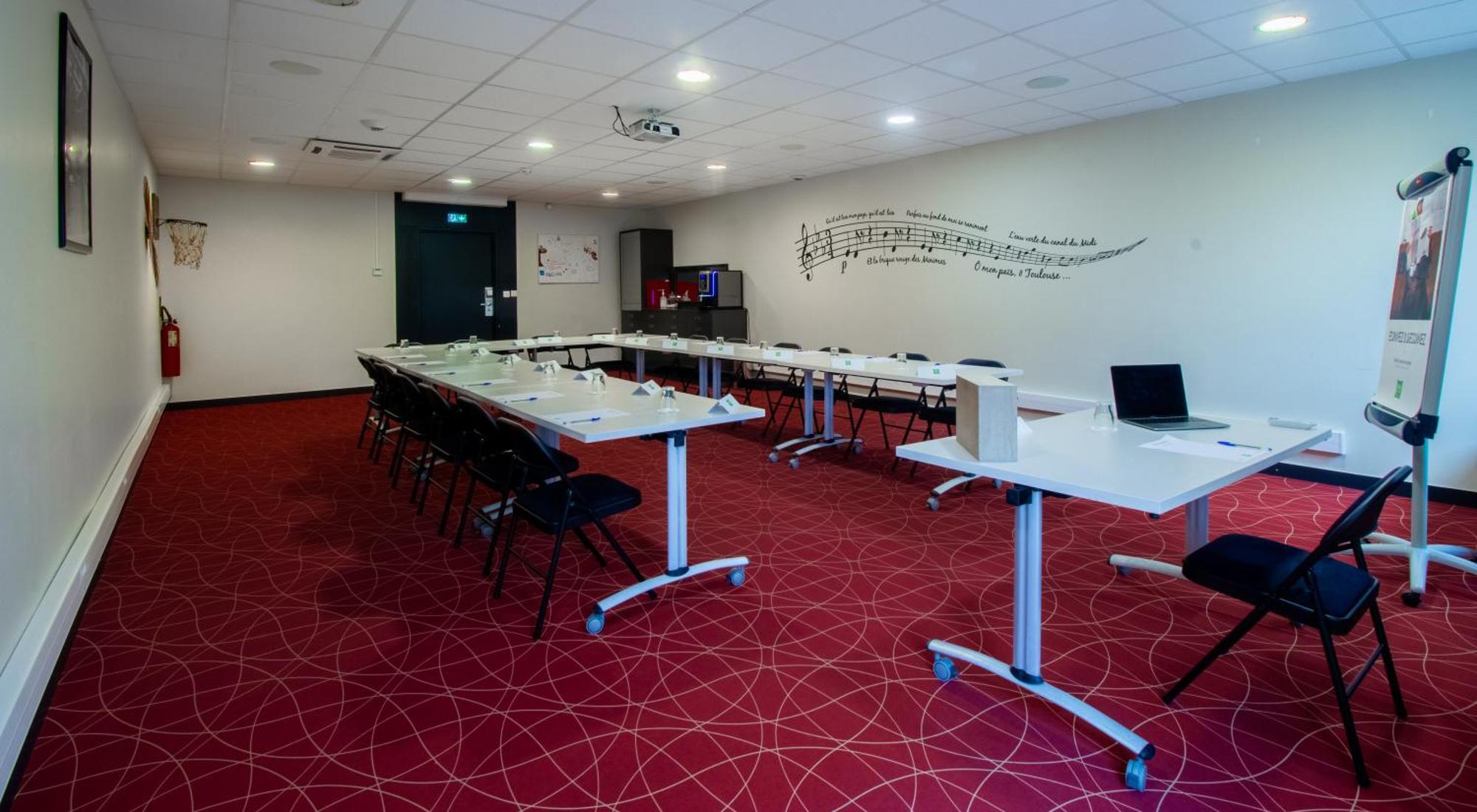 Отель Ibis Styles Toulouse Blagnac Aeroport Экстерьер фото