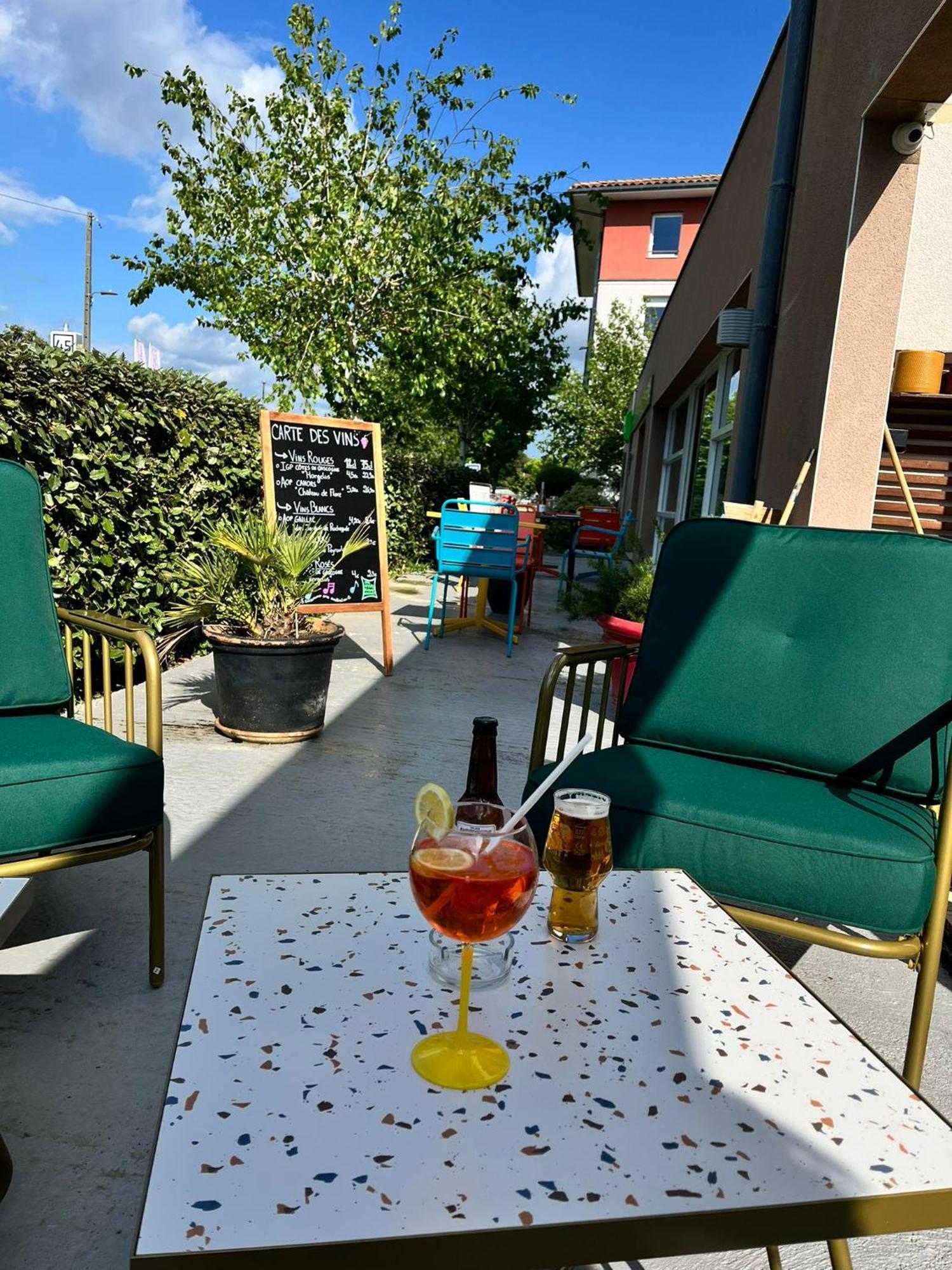 Отель Ibis Styles Toulouse Blagnac Aeroport Экстерьер фото
